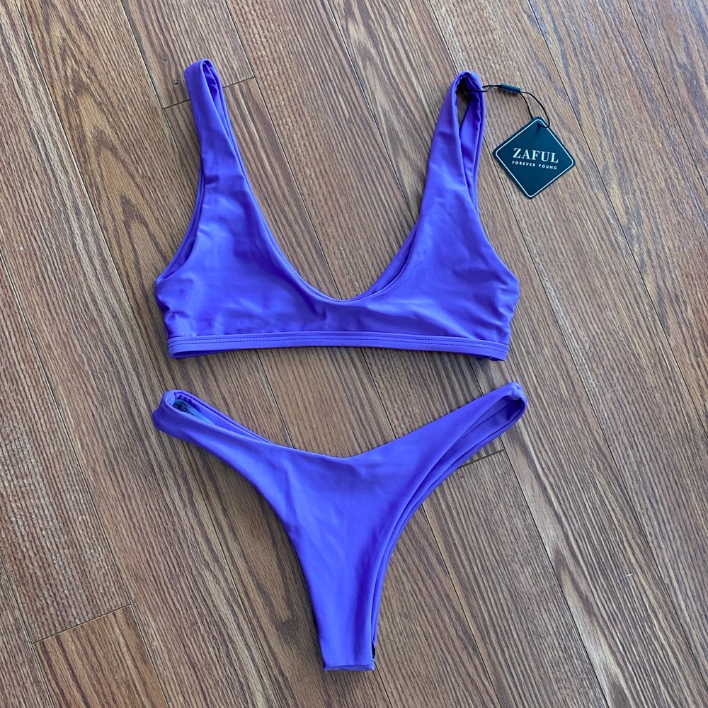 High Cut Scoop Neck Bikini Set